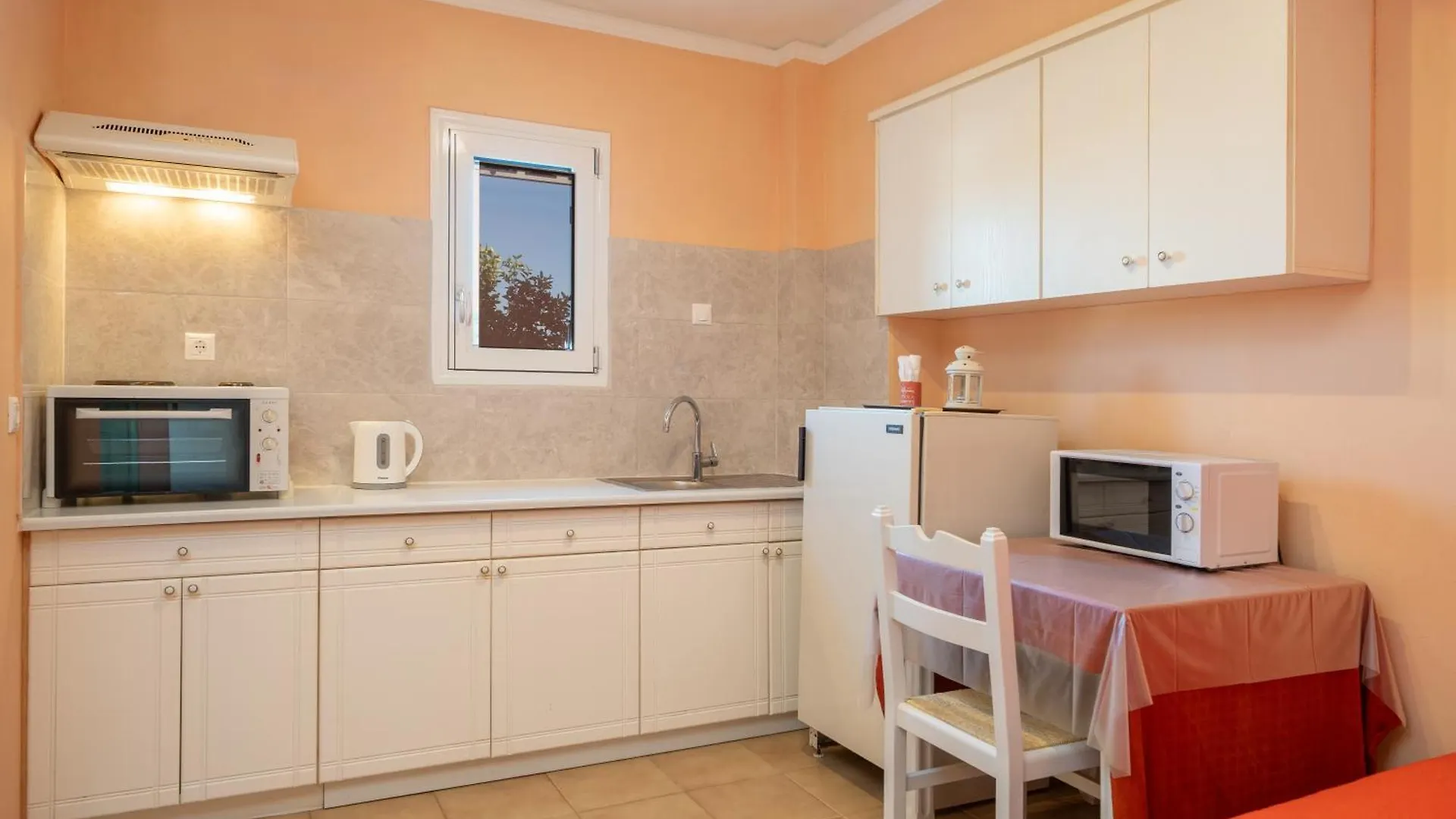 Stella Hotel Apartments Fiskardo 3*,